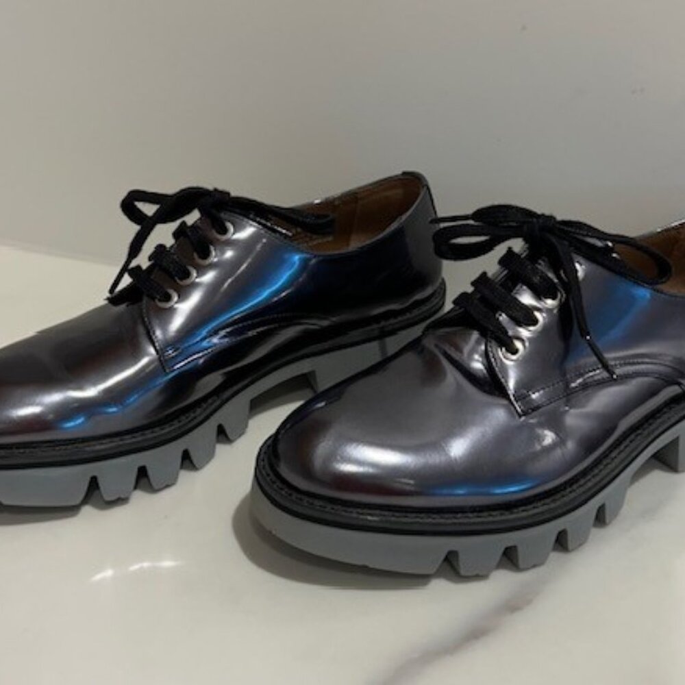 Ladies Pertini lace up shoes - Size 38